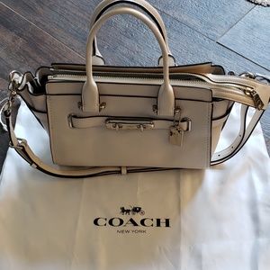 Coach shoulder bag